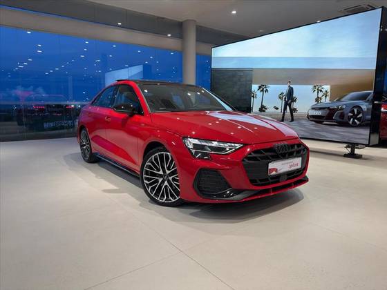 AUDI A3 2.0 40 TFSI GASOLINA SEDAN PERFORMANCE BLACK S-TRONIC